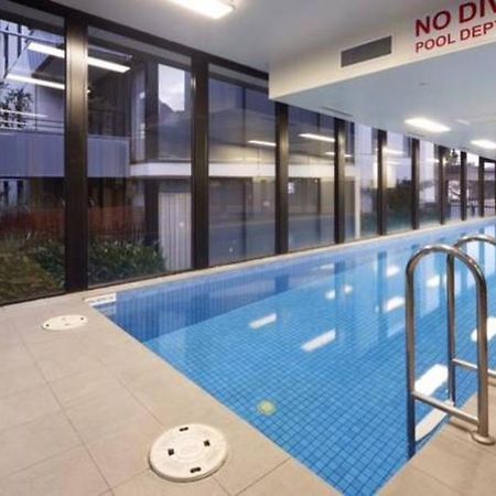 StayCentral - Spacious Seaviews Port Melburne Exterior foto