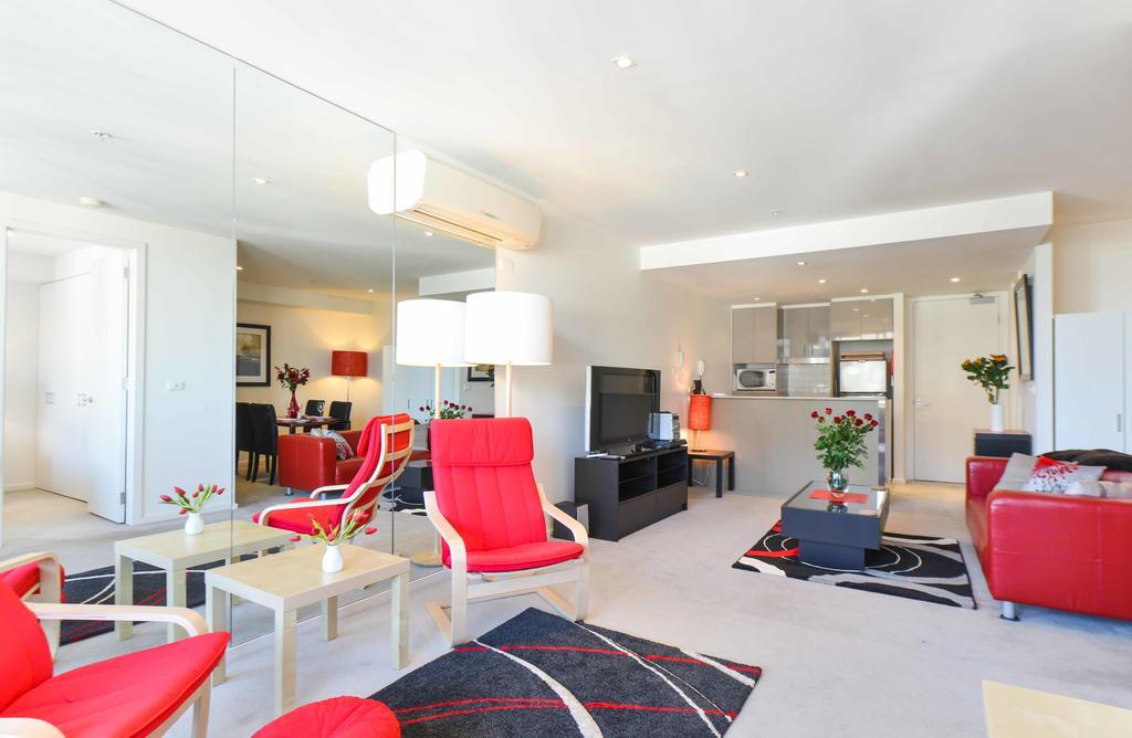 StayCentral - Spacious Seaviews Port Melburne Habitación foto