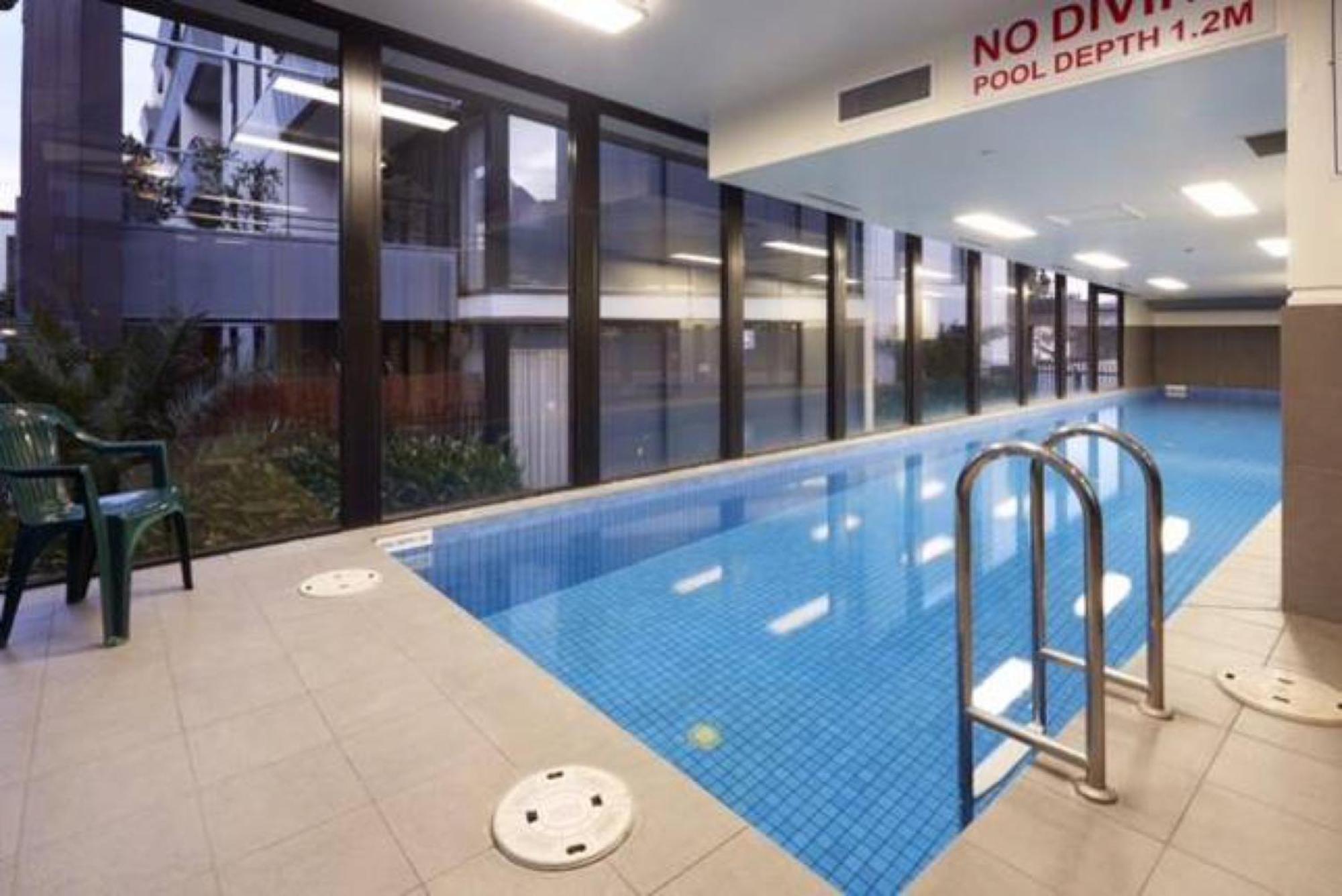 StayCentral - Spacious Seaviews Port Melburne Exterior foto